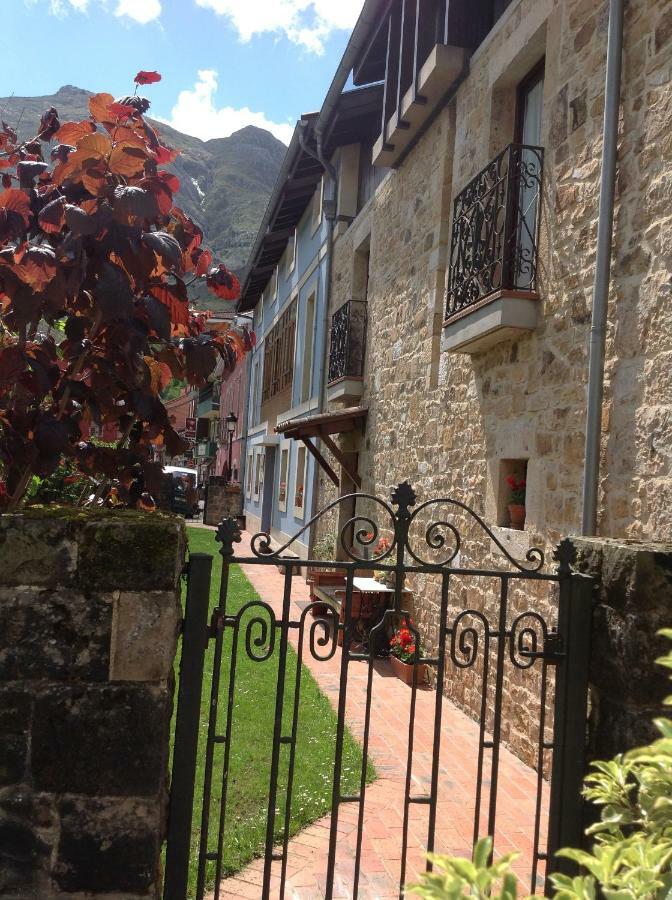Casa De La Tila Apartment Arenas De Cabrales Exterior photo